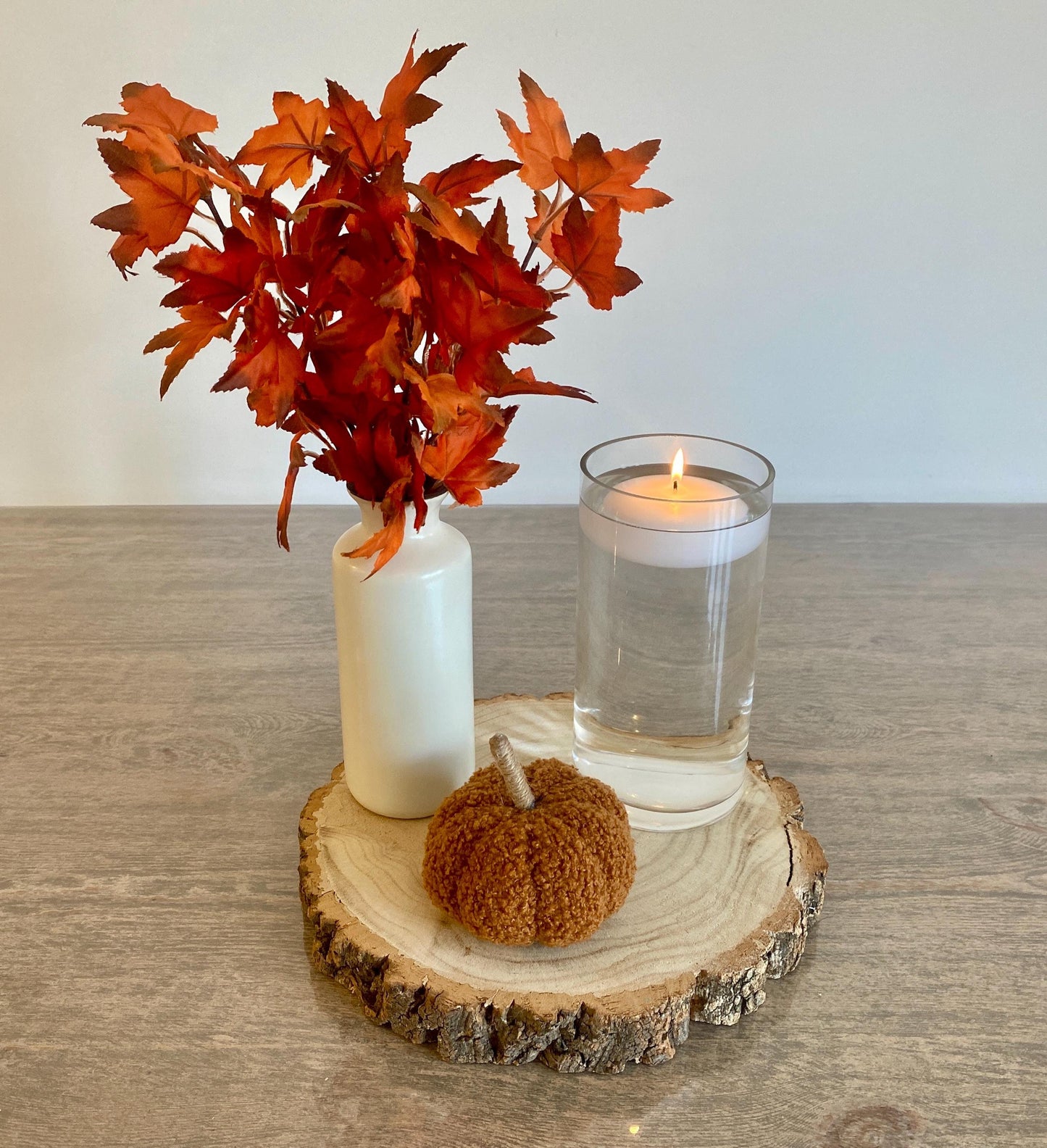 Autumn Table Centrepiece - Round Log Slice, Pumpkin, Artificial Maple Leaves Ceramic Vase, Floating Candle, Glass Vase